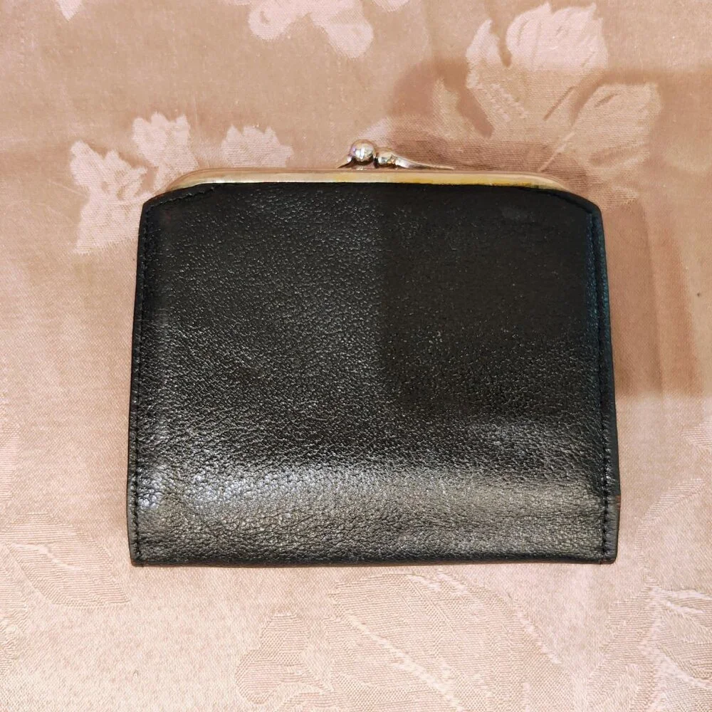 Amity Kid Skin, Vintage Fold Wallet, Used - Picture 6 of 7